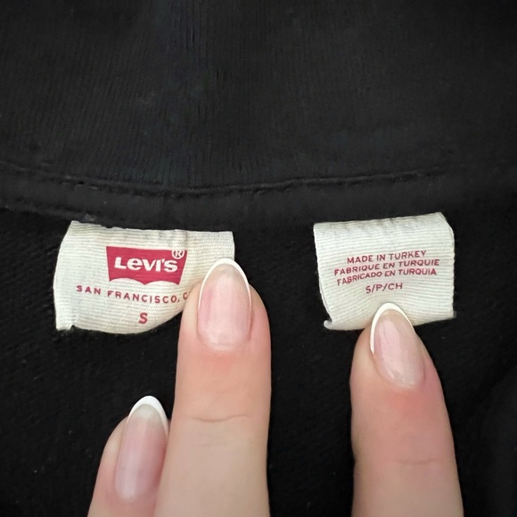 LEVI’S | ‘Vintage Style’ 3/4 Zip Logo Hoodie - Picture 2 of 2